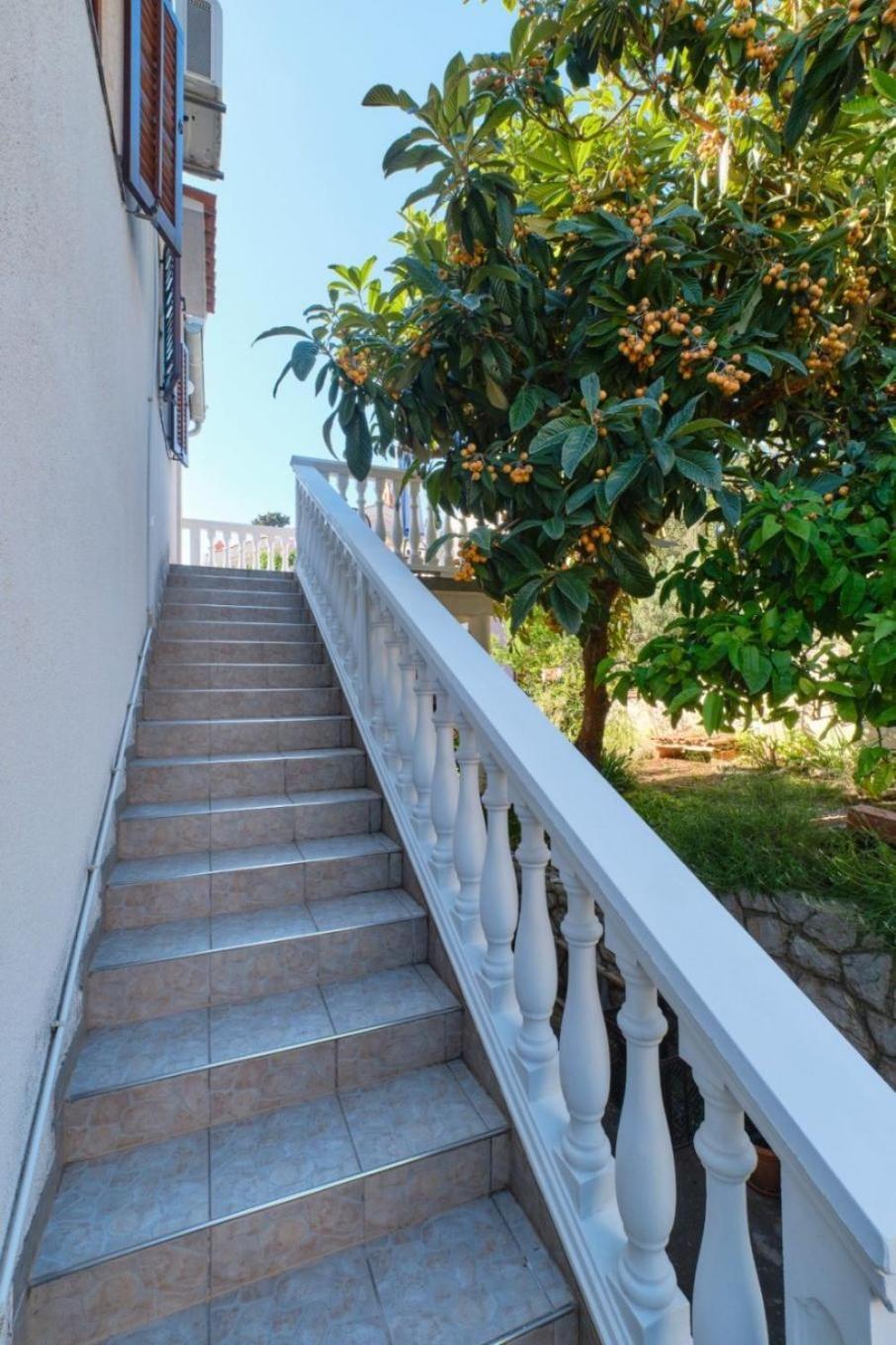 Apartment Luce Mali Losinj Bagian luar foto